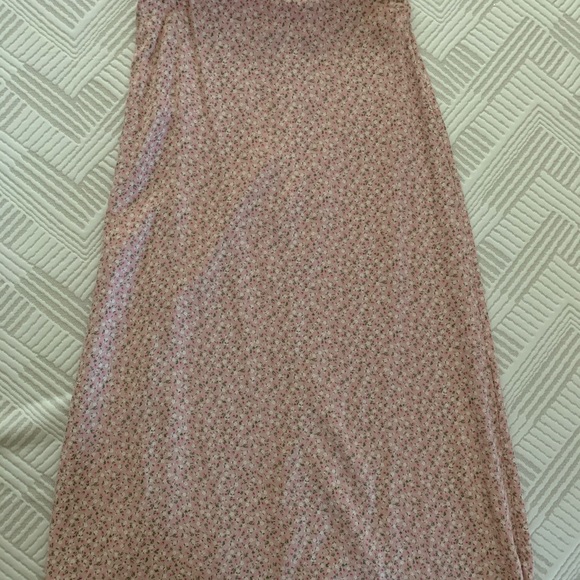 Brandy Melville phoebe skirt - Picture 1 of 2